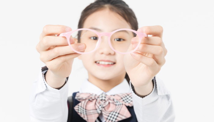 眼镜戴久了鼻梁会塌吗 眼镜戴久了鼻梁会不会塌