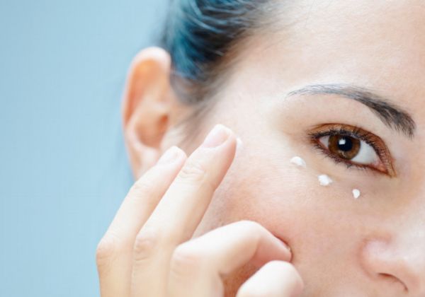 眼霜的使用方法 眼霜怎么用
