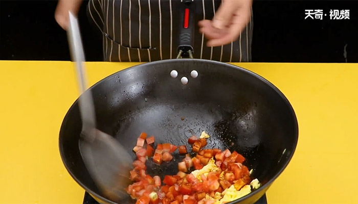 番茄盖浇饭的做法 番茄盖浇饭怎么做