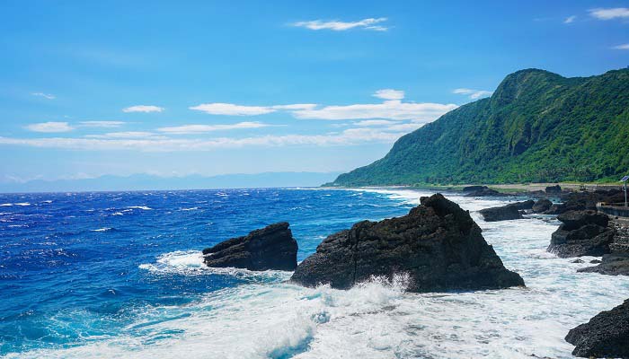 穷山距海,不能限也是什么意思 穷山距海 