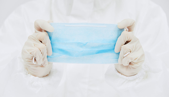 防护服里面自己穿什么衣服 穿防护服需要注意什么