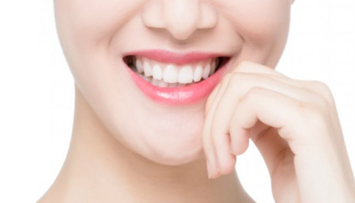 没有润唇膏嘴巴干怎么办 没有润唇膏嘴巴干该如何解决