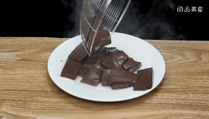 青红椒炒猪血 青红椒炒猪血怎么做好吃