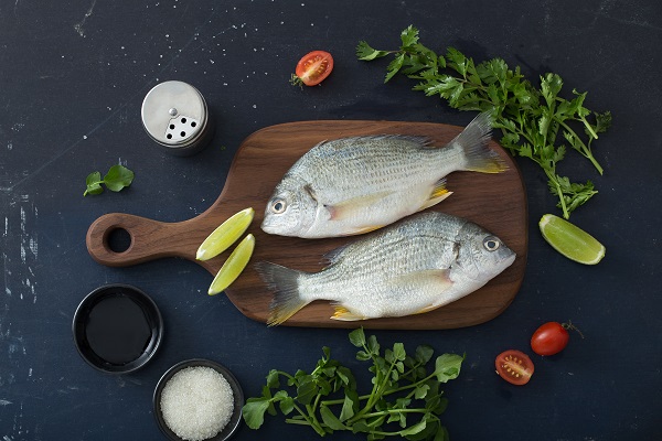 看鱼鳞可以知道鱼的年龄吗 怎么看鱼鳞判断鱼大小