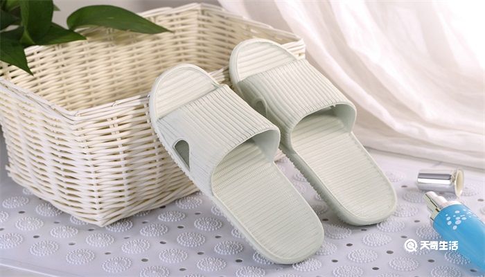 pvc拖鞋和eva拖鞋的区别 拖鞋pvc和eva材质有什么区别