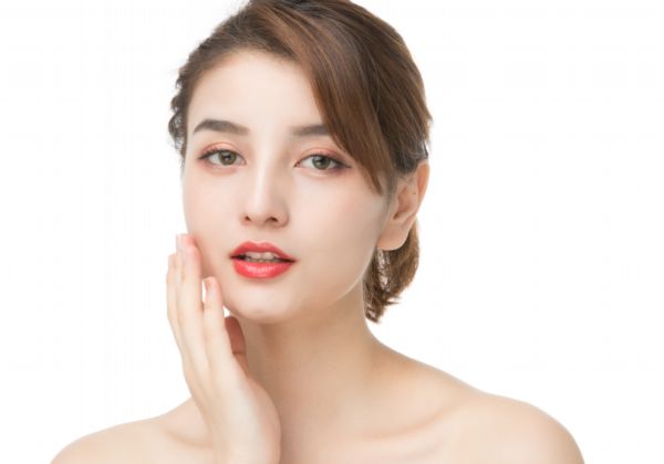 油肌可以用定妆喷雾吗 定妆喷雾适合油肌使用吗