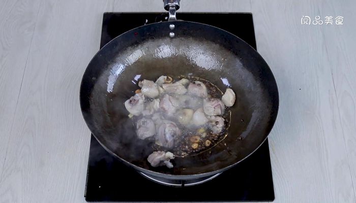 土豆豆角炖鸡块做法  土豆豆角炖鸡块怎么做