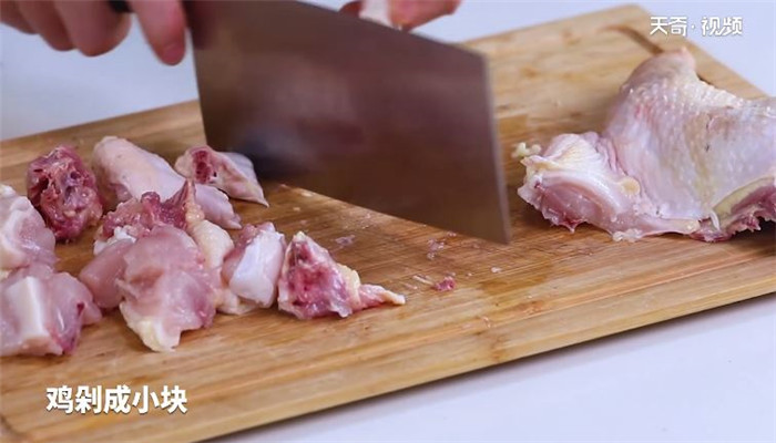 香菇粉皮炖鸡的做法 香菇粉皮炖鸡怎么做