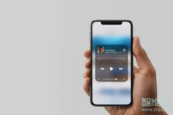 iPhone11pro max怎么打开控制中心