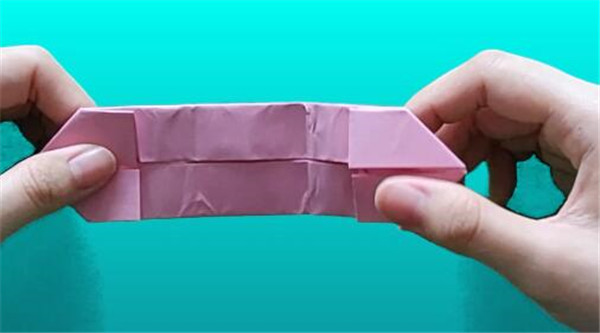 爱心盒子的折法