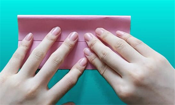 爱心盒子的折法