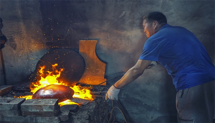铁锅生锈怎么办 铁锅生锈怎么解决