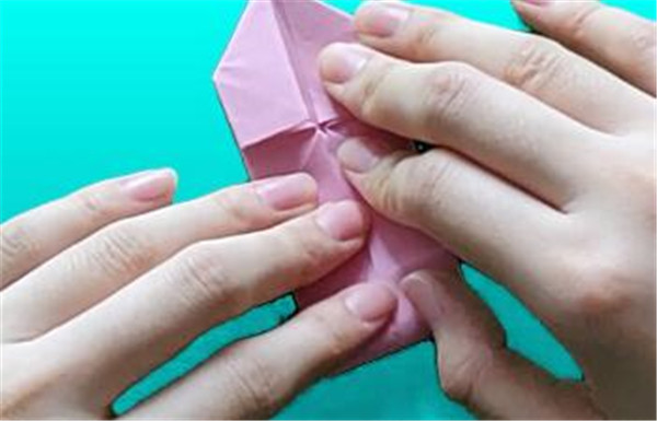 爱心盒子的折法