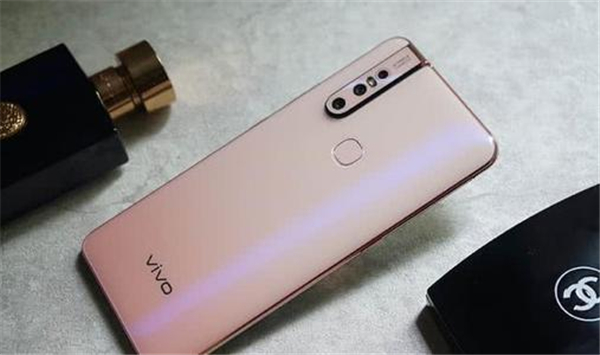 vivos1怎么设置视频通话美颜