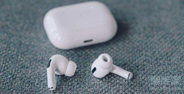 AirPods Pro怎么同时连接两台手机