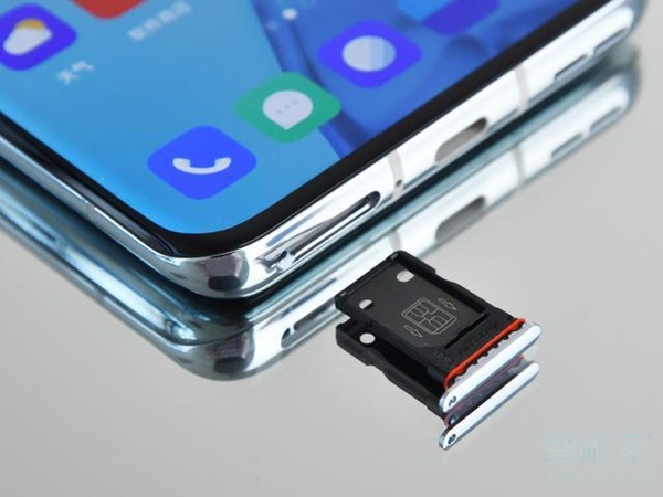 一加9pro能插内存卡吗