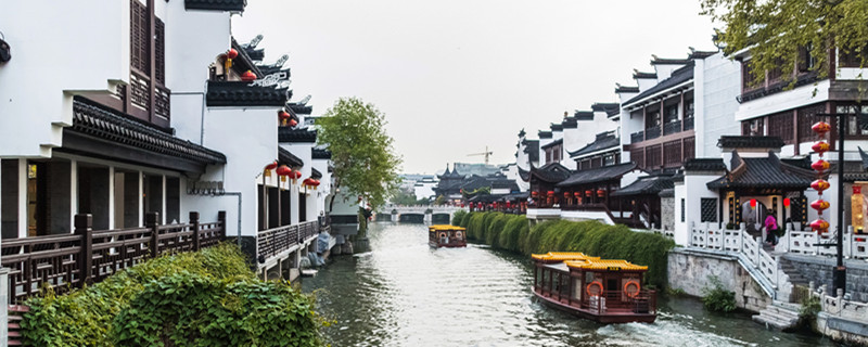 乌衣巷位于江苏哪个城市 乌衣巷名字的由来