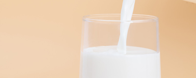 牛奶为什么是白色的 牛奶的颜色是白色的