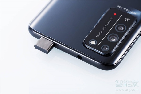 荣耀x10耳机孔在哪里