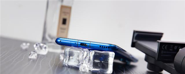 nova6耳机孔在哪里