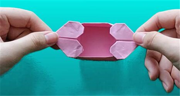 爱心盒子的折法