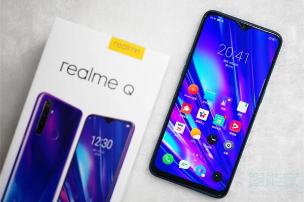 realme Q是AMOLD屏幕吗