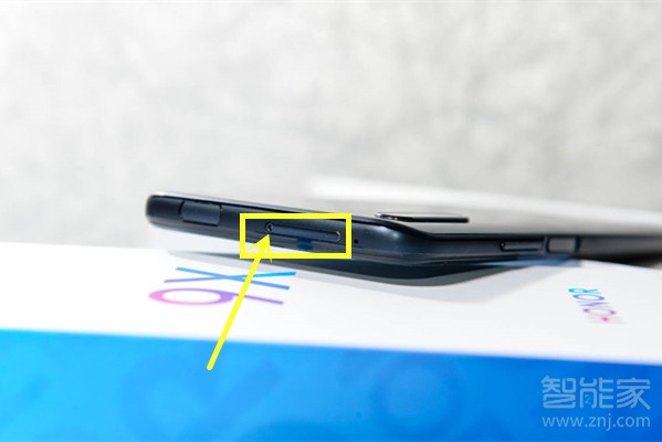 荣耀9x双卡怎么插