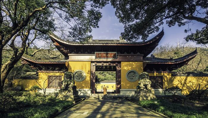 题破山寺后禅院翻译 题破山寺后禅院全文翻译