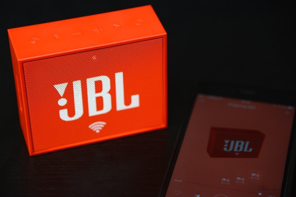 jbl go蓝灯是什么意思