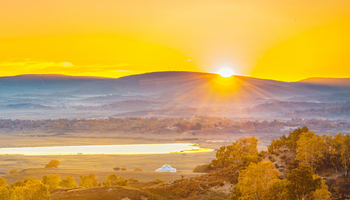 太阳是从哪里升起的 太阳是从哪里升起的答案