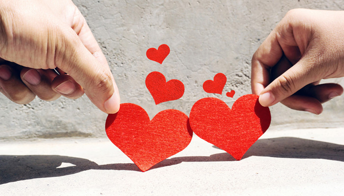 祝福一对恋人长久的诗句 祝福恋人长长久久的诗句