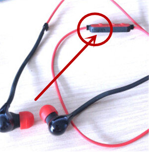 漫步者w295bt+耳机怎么充电