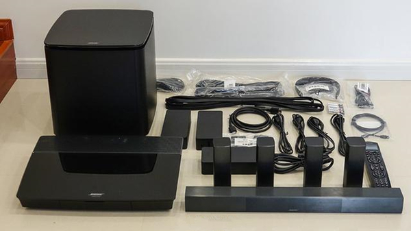 Bose Lifestyle 650家庭影院怎么将后置扬声器连接到电源