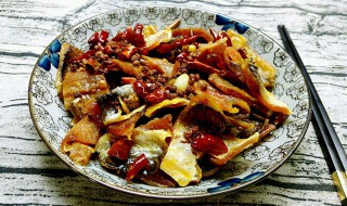 干蒸腊鱼怎么做 干蒸腊鱼做法