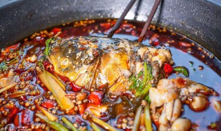 美蛙鱼的制作方法 做的时候需要加入什么