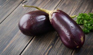 茄子炒豆角怎么做 茄子炒豆角的烹饪方法