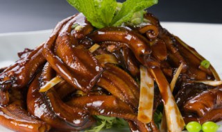 划黄鳝如何用水烫不破皮 划黄鳝怎样用水烫不破皮