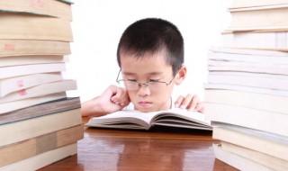 Roll怎么读 Roll的意思