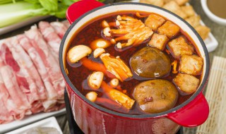 自热火锅上层加什么水 吃自热火锅在上面加什么水