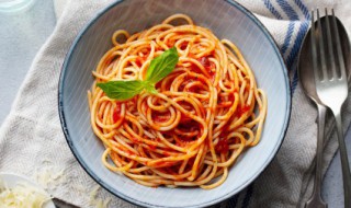 意大利番茄肉酱面做法 酸甜可口自己做更足料