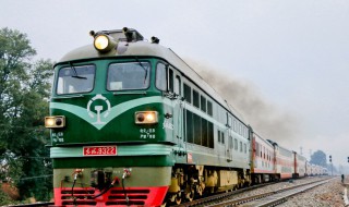 绿皮火车厕所怎么冲水 绿皮火车厕所冲水的方法