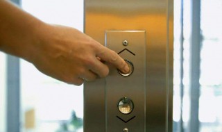 门打不开了怎么办 门锁打不开怎么办