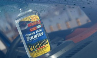 玻璃水冻住怎么办 玻璃水冻住解决办法