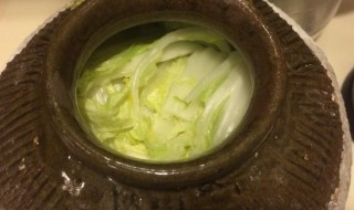 腌东北酸菜的做法 腌东北酸菜怎么做