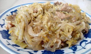 酸菜白肉粉条的做法 需要加入什么辅料