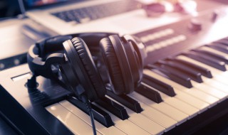 我在红尘中遇见你歌词 歌曲我在红尘中遇见你歌词