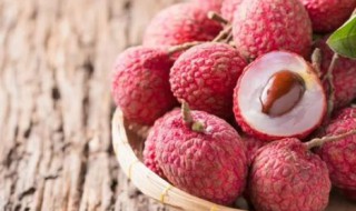 荔枝的营养功效与禁忌 荔枝的简介
