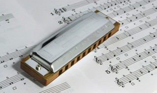 父亲歌曲原唱歌词 父亲歌词介绍