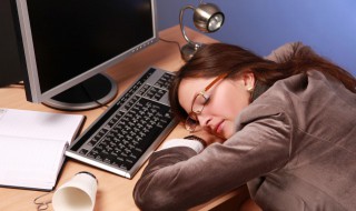 梦见满山桃花盛开和雪好不好 梦见满山桃花盛开和雪梦境解析