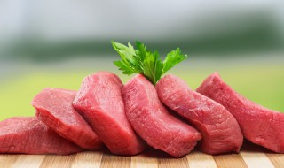 俄罗斯沙拉生肉怎么做 俄罗斯沙拉生肉如何做